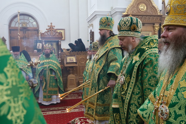 33-Божественная Литургия в Кресто-Воздвиженском соборе